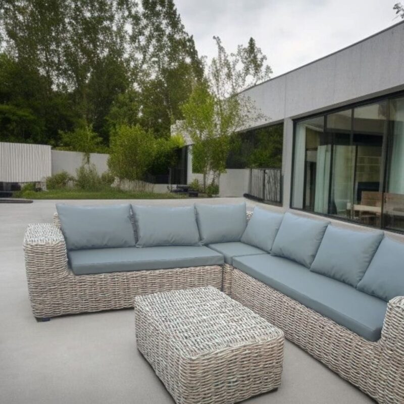 RENT Wicker Loveseat