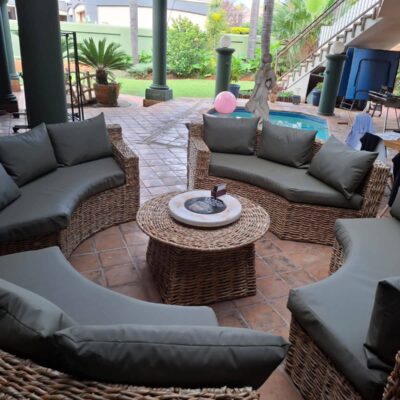 Baobab round 10 seater